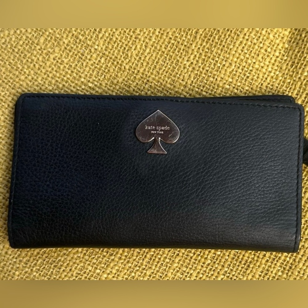 Black Kate Spade ♠️ New York Wallet